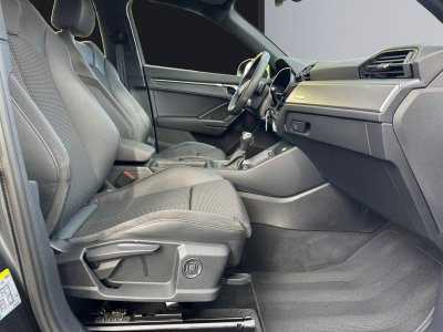 Audi Q3 35 TDI 150 ch S tronic 7 S line   - 57