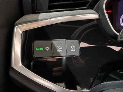 Audi Q3 35 TFSI 150 ch S tronic 7 S line   - 8