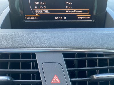 Audi Q3 20 TDI 177 Ambition XENONS REGULATEUR Stronic   - 10