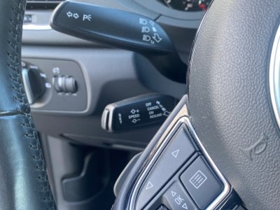 Audi Q3 20 TDI 177 Ambition XENONS REGULATEUR Stronic   - 14
