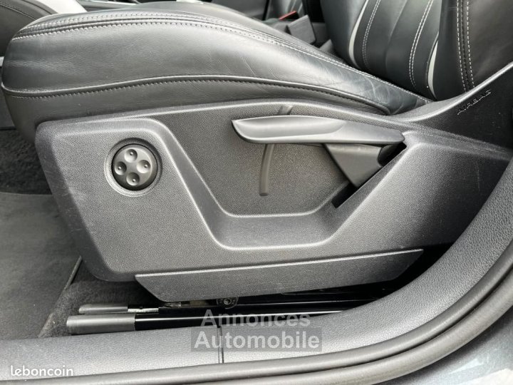 Audi Q2 35 TFSI 150 S tronic 7 line Plus - 26