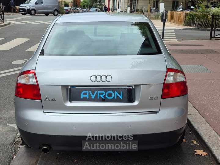 Audi A4 II 20 AMBITION LUXE MULTITRONIC - 4