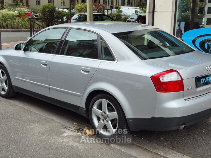 Audi A4 II 20 AMBITION LUXE MULTITRONIC - 6