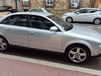 Audi A4 II 20 AMBITION LUXE MULTITRONIC   - 20