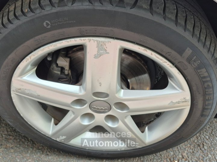 Audi A4 II 20 AMBITION LUXE MULTITRONIC - 22