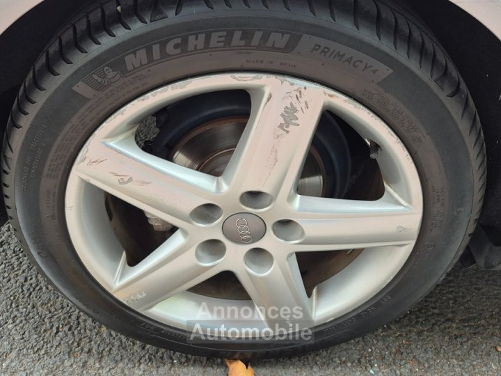 Audi A4 II 20 AMBITION LUXE MULTITRONIC - 23