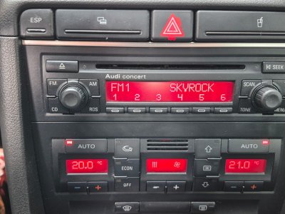 Audi A4 II 20 AMBITION LUXE MULTITRONIC   - 32