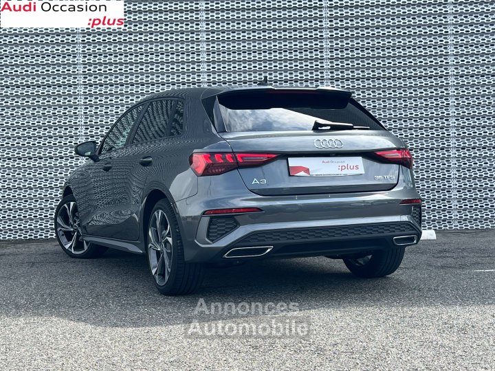 Audi A3 Sportback 35 TFSI Mild Hybrid 150 S tronic 7 S Line - 4