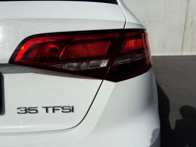 Audi A3 Sportback 35 TFSI 150 S tronic 7 - Suivi / R&eacute;vision &agrave; jour chez -   - 37