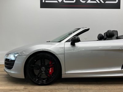 Audi R8 V10 Spyder 52 FSI 525 ch Quattro R-Tronic 6 / Capristo / Freins céramique / BO / Suivi   - 5