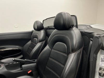 Audi R8 V10 Spyder 52 FSI 525 ch Quattro R-Tronic 6 / Capristo / Freins céramique / BO / Suivi   - 11