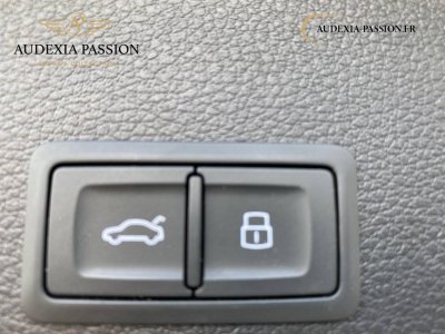 Audi Q2 35 TDI 150 S tronic 7 Midnight Series   - 10