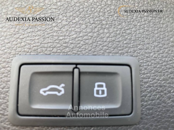 Audi Q2 35 TDI 150 S tronic 7 Midnight Series - 10