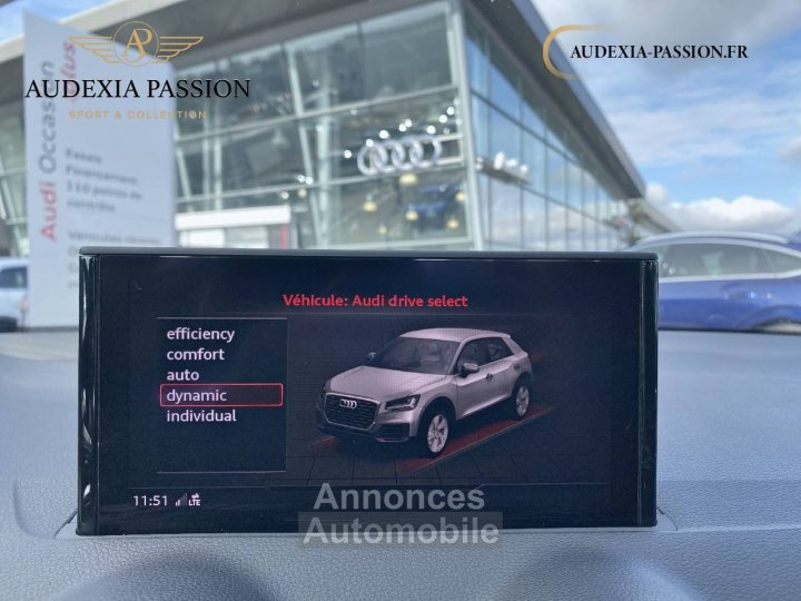 Audi Q2 35 TDI 150 S tronic 7 Midnight Series - 22