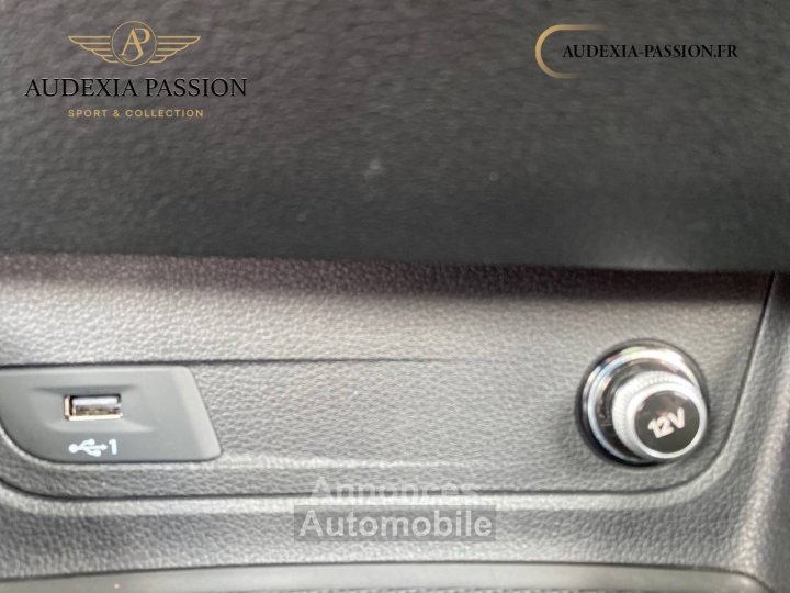 Audi Q2 35 TDI 150 S tronic 7 Midnight Series - 29