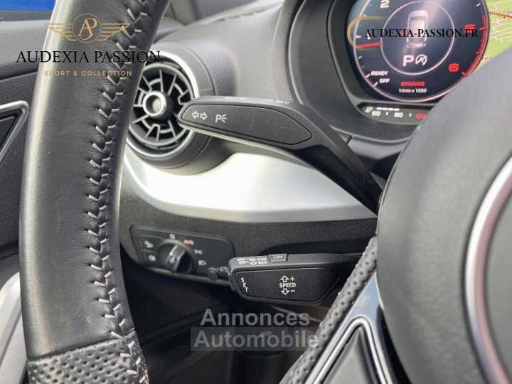 Audi Q2 35 TDI 150 S tronic 7 Midnight Series - 33