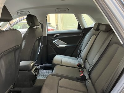 Audi Q3 II 35 TFSI 150 S TRONIC 7   - 6