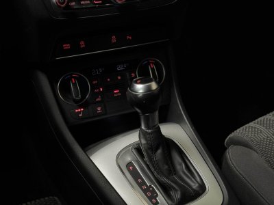 Audi Q3 14 TFSI 150 CH S-tronic  Ambiente   - 14