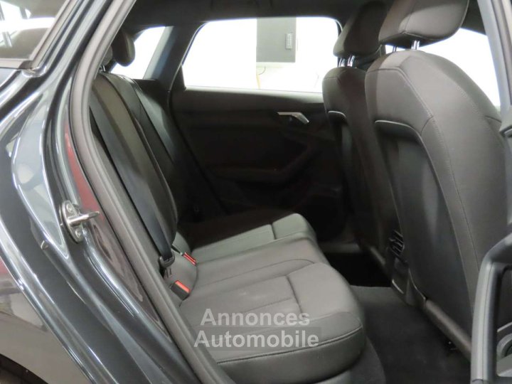 Audi A3 Sportback 30TFSI Stronic - 6