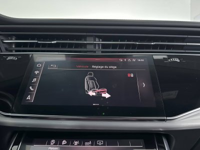 Audi Q8 50 TDI 286ch S line quattro tiptronic 8 157g   - 32