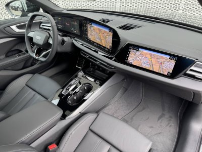 Audi A5 AVANT Avant e-hybrid 299 ch S tronic 7 Quattro S line   - 7