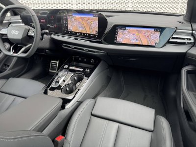 Audi A5 AVANT Avant e-hybrid 299 ch S tronic 7 Quattro S line   - 9