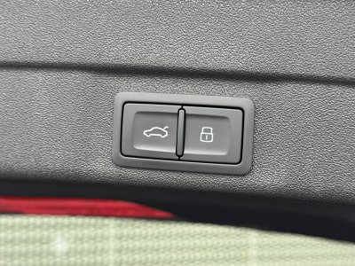 Audi A5 AVANT Avant e-hybrid 299 ch S tronic 7 Quattro S line   - 34