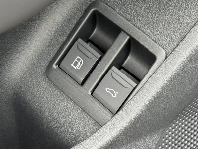 Audi A5 AVANT Avant e-hybrid 299 ch S tronic 7 Quattro S line   - 38