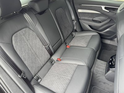 Audi A6 Avant e-hybrid 367 ch S tronic 7 Quattro S line   - 8