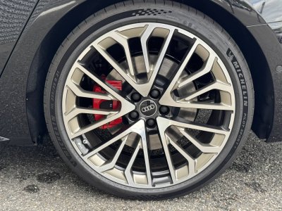 Audi A6 Avant e-hybrid 367 ch S tronic 7 Quattro S line   - 32