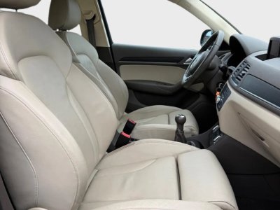Audi Q3 20 TDI 140 S-LINE CUIR XENONS GPS   - 7