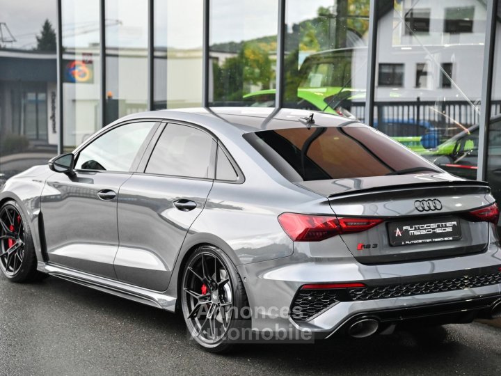 Audi RS3 Limousine 25 TFSI RS-Design - 5