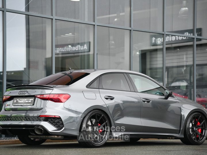 Audi RS3 Limousine 25 TFSI RS-Design - 32