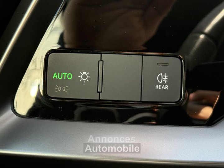 Audi A3 Sportback 14 45 TFSI e - 245 - BV S-Tronic 6 Competition CARPLAY + RADAR AR - 25