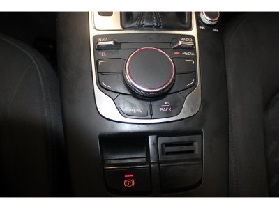 Audi A3 Berline 16 TDI 110 BV S-Tronic S line   - 16