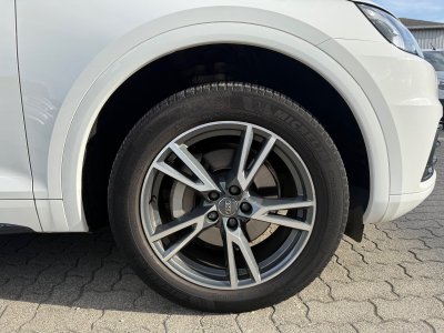 Audi Q5 20 TDI 163 S tronic 7 Quattro Design Luxe Garantie 12 Mois Toit Ouvrant Sièges Chauffants Carplay Hayon Electrique Virtual   - 16