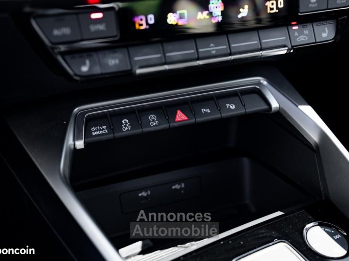 Audi RS3 Sportback 25 TFSI 400 S tronic 7 Quattro Leasing 590 Euros- Mois - 26