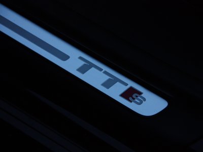 Audi TTS coupe 20 TFSI 310ch quattro S tronic 6   - 7