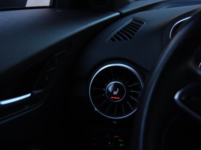 Audi TTS coupe 20 TFSI 310ch quattro S tronic 6   - 14