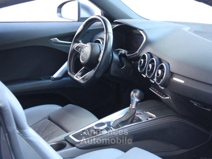 Audi TTS coupe 20 TFSI 310ch quattro S tronic 6 - 27