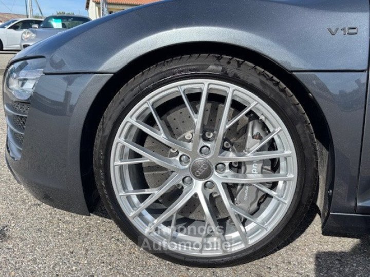 Audi R8 52 V10 FSI 550CH PLUS QUATTRO TRONIC 7 - 9