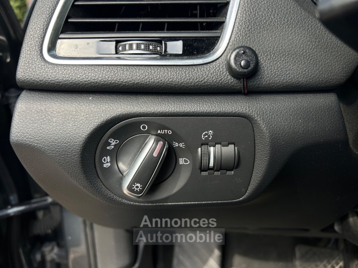 Audi Q3 20 TDI 184 ch S tronic 7 Quattro S line / FULL OPTIONS / ENTRETIEN COMPLET / DISTRIBUTION EFFECTUÉE - 16
