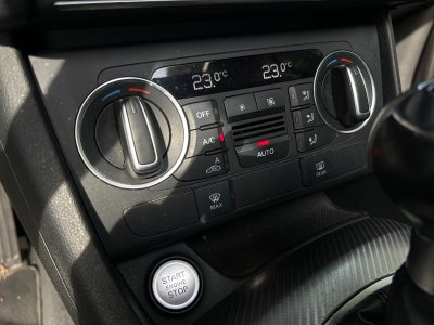 Audi Q3 20 TDI 184 ch S tronic 7 Quattro S line / FULL OPTIONS / ENTRETIEN COMPLET / DISTRIBUTION EFFECTUÉE   - 20