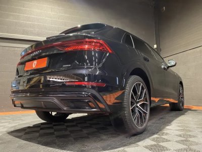 Audi Q8  60 TFSI e 462ch Compétition quattro tiptronic 8   - 20