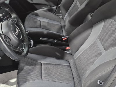 Audi A1  14 TDI 90ch ultra Ambiente   - 7