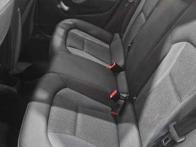 Audi A1  14 TDI 90ch ultra Ambiente   - 13
