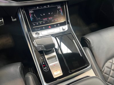 Audi Q8 55 TFSI e 381 Hybrid QUATTRO S-LINE Tiptronic8 /TOIT PANO/ATTELAGE/BANG & OLUFSEN/   - 15