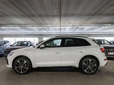 Audi Q5 40 TDI 204 S tronic 7 Quattro S line   - 2