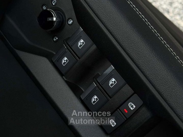 Audi Q4 E-Tron Sportback 40 sportback / pano / s-line / camera / acc / leder / 83kWh - 18