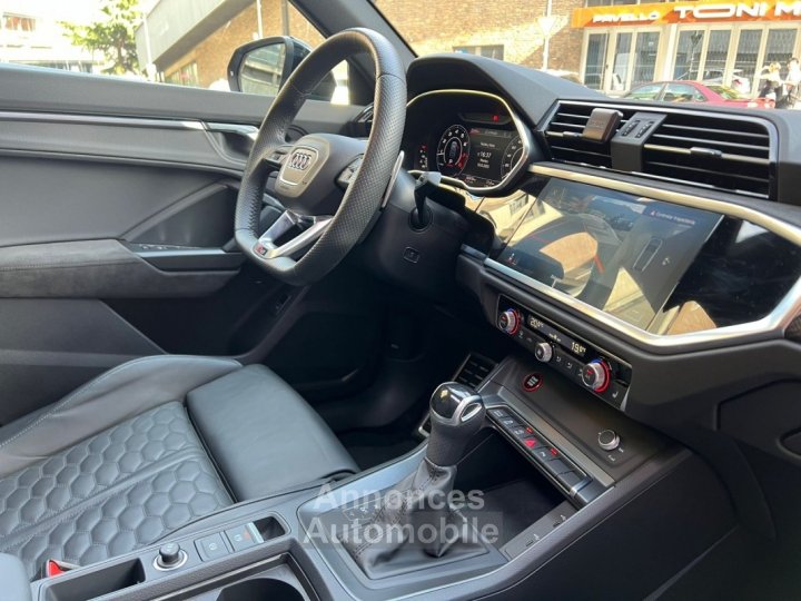 Audi RS Q3 SPORTBACK - 22